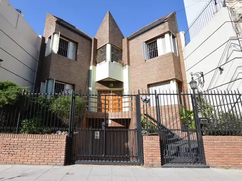 Casa Triplex  en Alquiler en Boedo, Capital Federal, Buenos Aires
