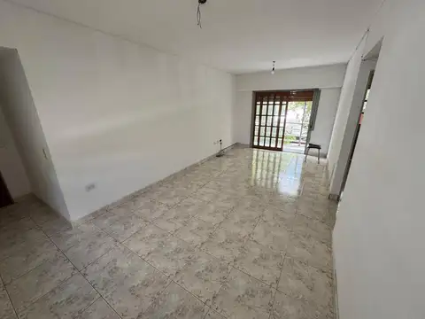 Libertad 4700, Piso 2