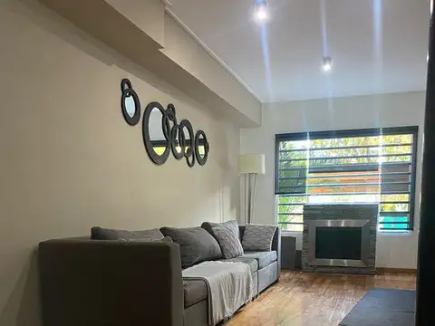 Casa en Venta en Villa Adelina, USD 280.000