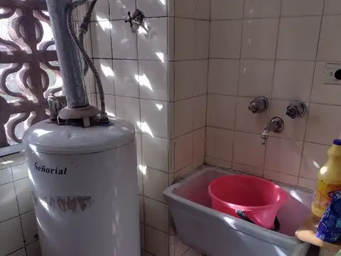 H.YRIGOYEN 4900, Piso 9