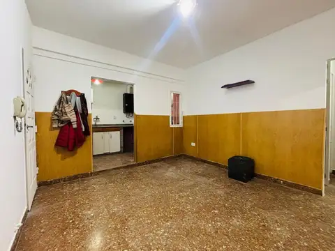Depto Tipo Casa 2 ambientes con 1 baño