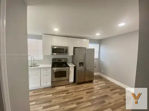 Departamento en venta - 3 Dormitorios 2 Baños - Florida