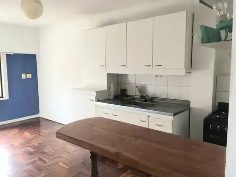 Departamento tipo casa en alquiler en San Isidro 