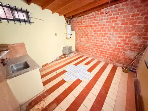 Casa en Alquiler con 1 cochera