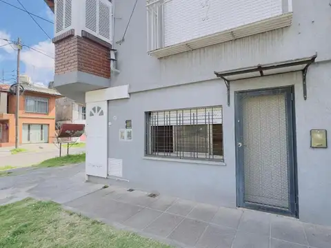 Departamento de 2 Ambientes en planta baja