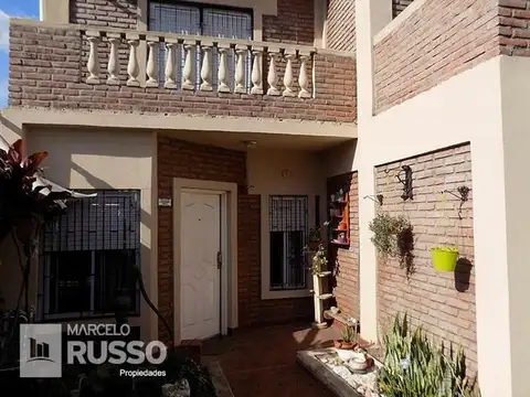 J. Bustamante Y Guevara 1981