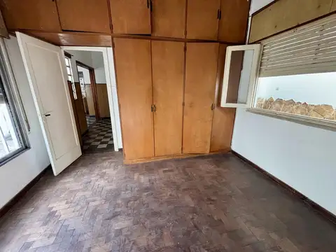 Depto Tipo Casa en Venta 72 años
