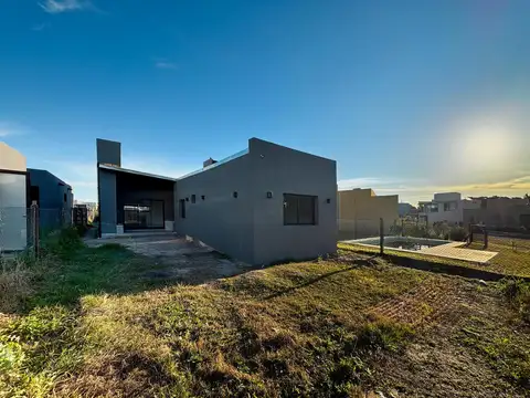 Casa en Venta en Pueblo Esther, USD 195.000