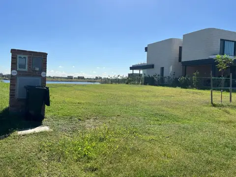 Terreno en Venta en Puertos - Barrio Amarras, USD 215.000