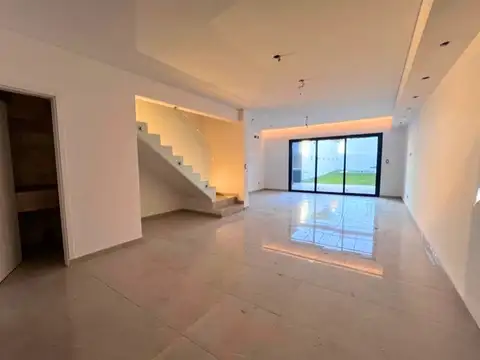 Casa en Venta en Victoria, USD 400.000