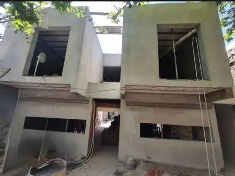 Casa 3 ambientes con 3 baños