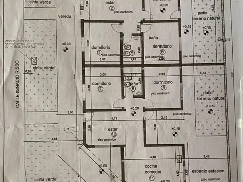 Casa 5 ambientes con 2 baños