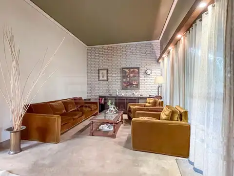Depto Tipo Casa en Venta con 1 cocheras