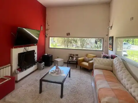 Casa en Venta en Puerto Roldan, USD 320.000