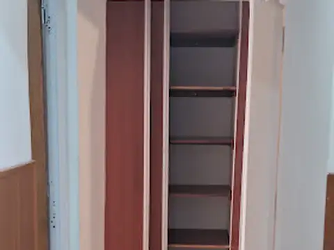 Bv. Avellaneda 1000, Piso 1