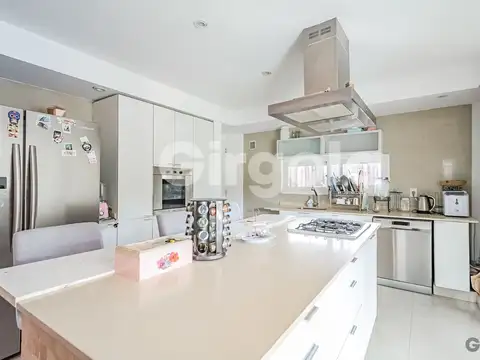 Casa en Venta en Santa Catalina, USD 369.900