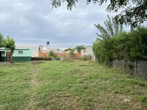 Terreno en Venta 44  mts Fondo