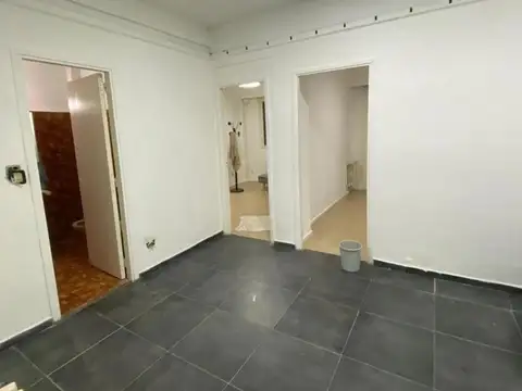 Oficina Comercial en venta - 4 Oficinas 2 Baños - Balvanera