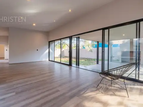 Quinta en Venta en Colastine, USD 240.000