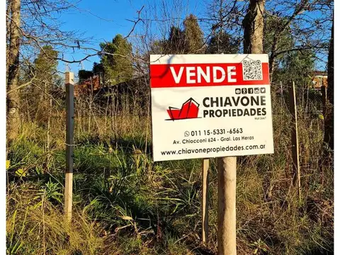 Terreno en esquina - Villars. L10040