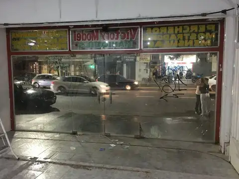 Local en Venta 35 años