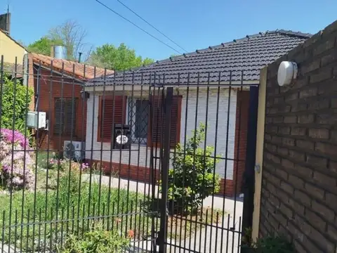 Hermoso Chalet en zona residencial Longchamps