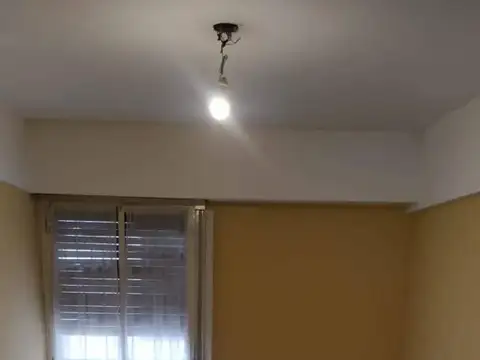 Depto 2 amb en Liniers