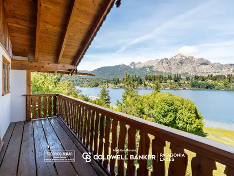 Casa 8 ambientes con 5 baños