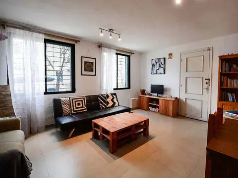 Venta apartamento tipo casa 3 dorm Jacinto Vera
