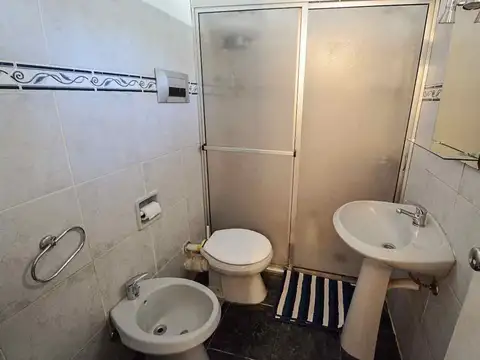 Venta apartamento tipo casa 3 dorm Jacinto Vera