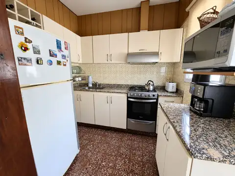 Depto Tipo Casa en Venta en Monte Castro, USD 165.000