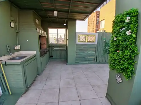 Alquiler 4 ambientes triplex Cañitas con jacuzzi y parrilla