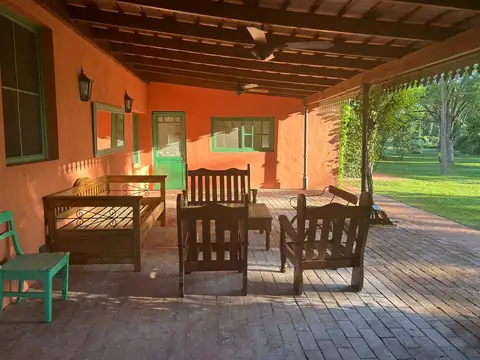 Chacra en Alquiler 6 Ambientes en Luján
