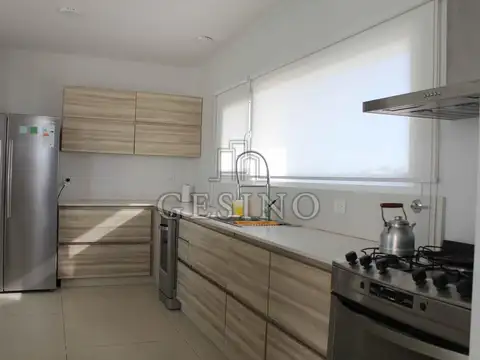 Casa en Alquiler Temporal de 3 dormitorios