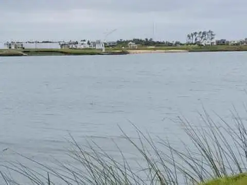 Terreno en Venta de 676,0 m2