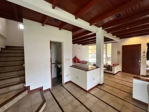 Casa en Venta al Oeste