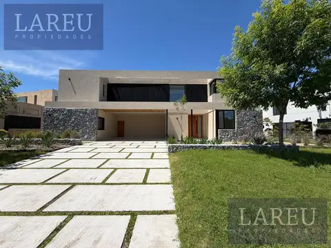 Pilara Barrio LA CALESA