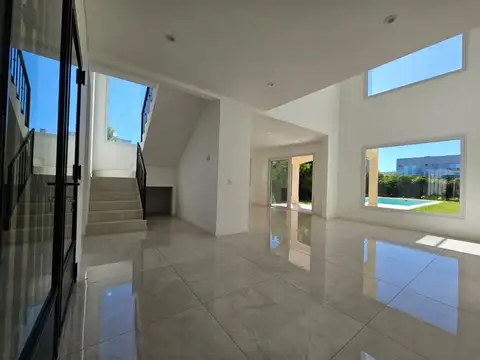 Casa en Venta en Puertos - Barrio Vistas, USD 430.000