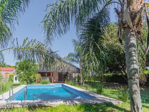 CASA/ QUINTA SOÑADA EN SANTA ROSA DE CALCHINES SOBRE ARROYO CALCHINES!!