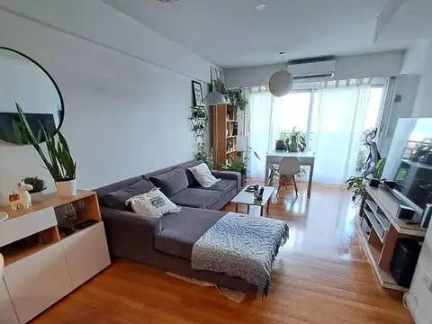 HERMOSO 2 AMBIENTES AL FRENTE CON AMPLIO BALCON