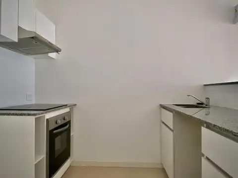 Cervantes 500, Piso 1°