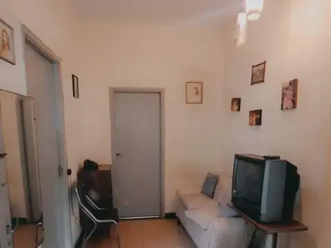 Depto Tipo Casa en Venta 40 años