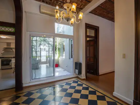 Casa 6 ambientes con 3 baños