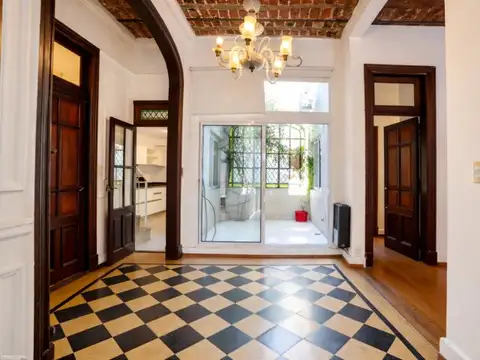 Voltaire 5960 , Piso 0