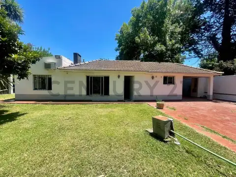 Venta Casa 4 AMBIENTES, San Vicente. Quincho completo! NUEVO VALOR 