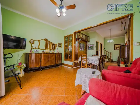 Depto Tipo Casa en Venta 70 años