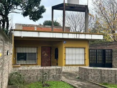Casa en Venta en San Miguel Oeste, USD 68.000