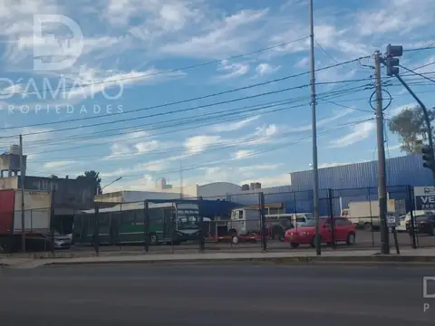 Av. Vergara esquina Einstein