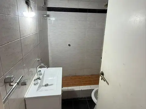 Depto Tipo Casa 4 ambientes con 2 baños