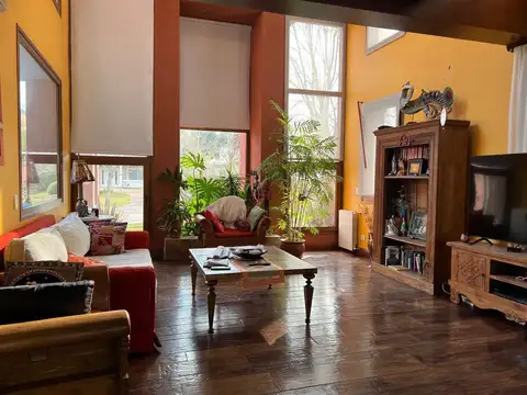 Casa en Alquiler de 5 dormitorios